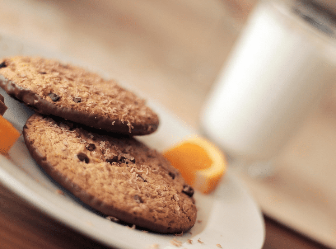 Chocolate Chip Cookies with Oat Powder